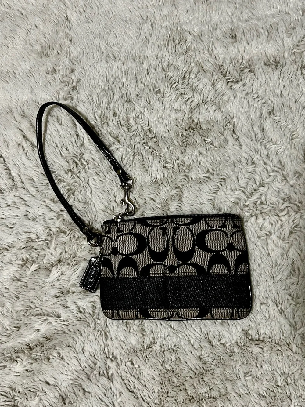 COACH Black Stripe Signature Jacquard Wristlet | Vintage Y2K | EUC